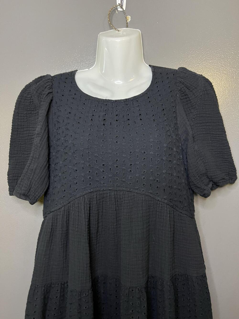 &merci Dress Womens Small Black Eyelet Puff Sleeve Tiered Midi Trapeze Swing